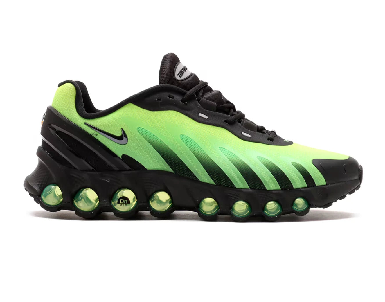 NIKE Air Max DN8 AMD Green/Black Casual Shoes HQ4681-010 Mens US8 (wmns9.5) JPN