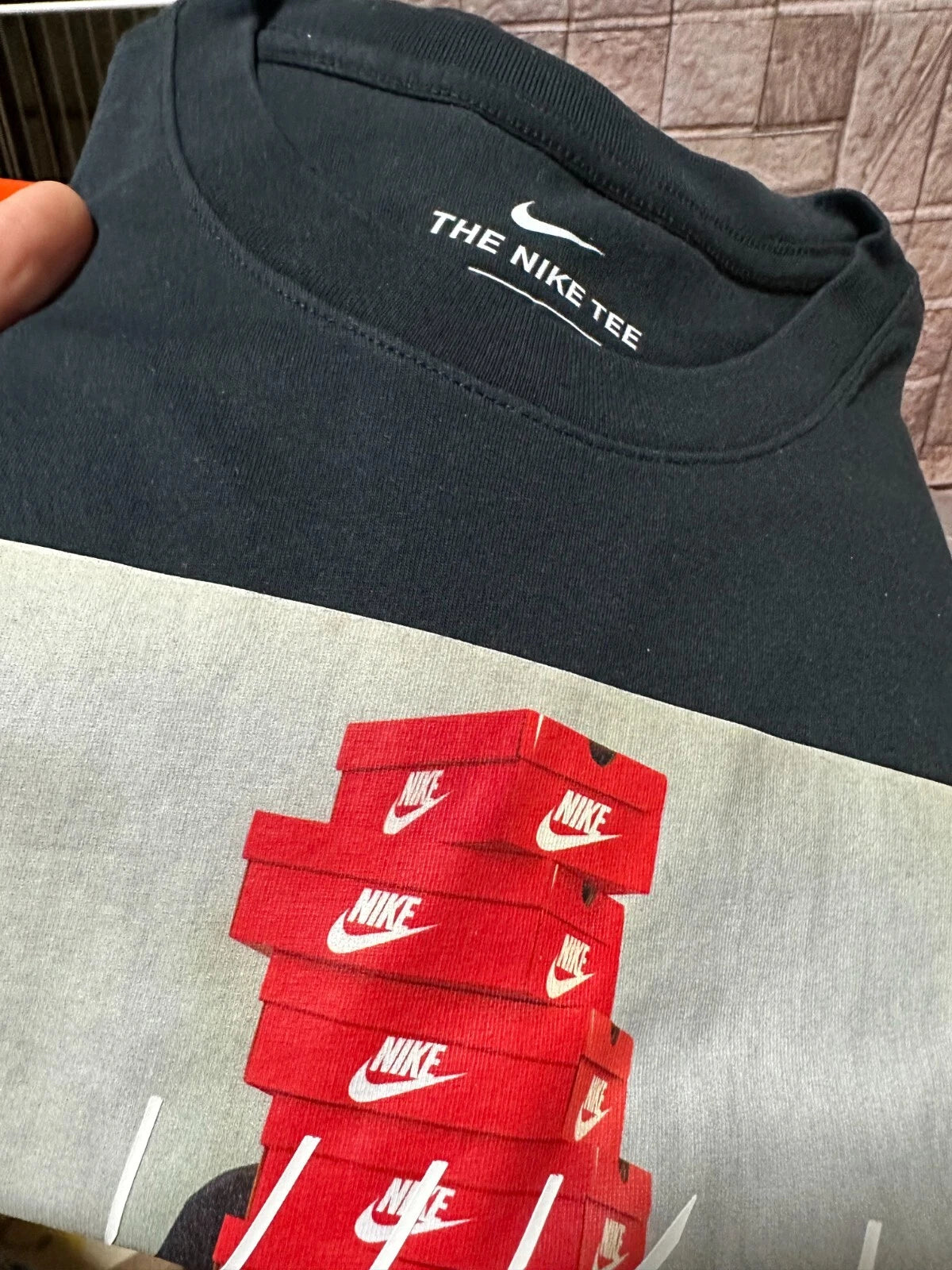 NIKE Pile of Boxes & Collector Holding Shoe Boxes Total 7 T-Shirt Size S JAPAN