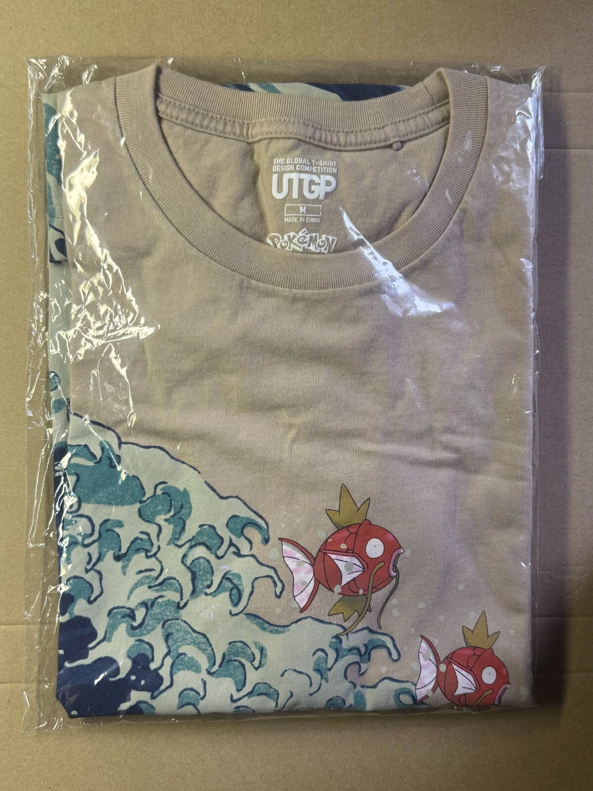 POKEMON Magikarp Hokusai Uniqlo T-Shirt M size Short Sleeve Crew Neck JAPAN