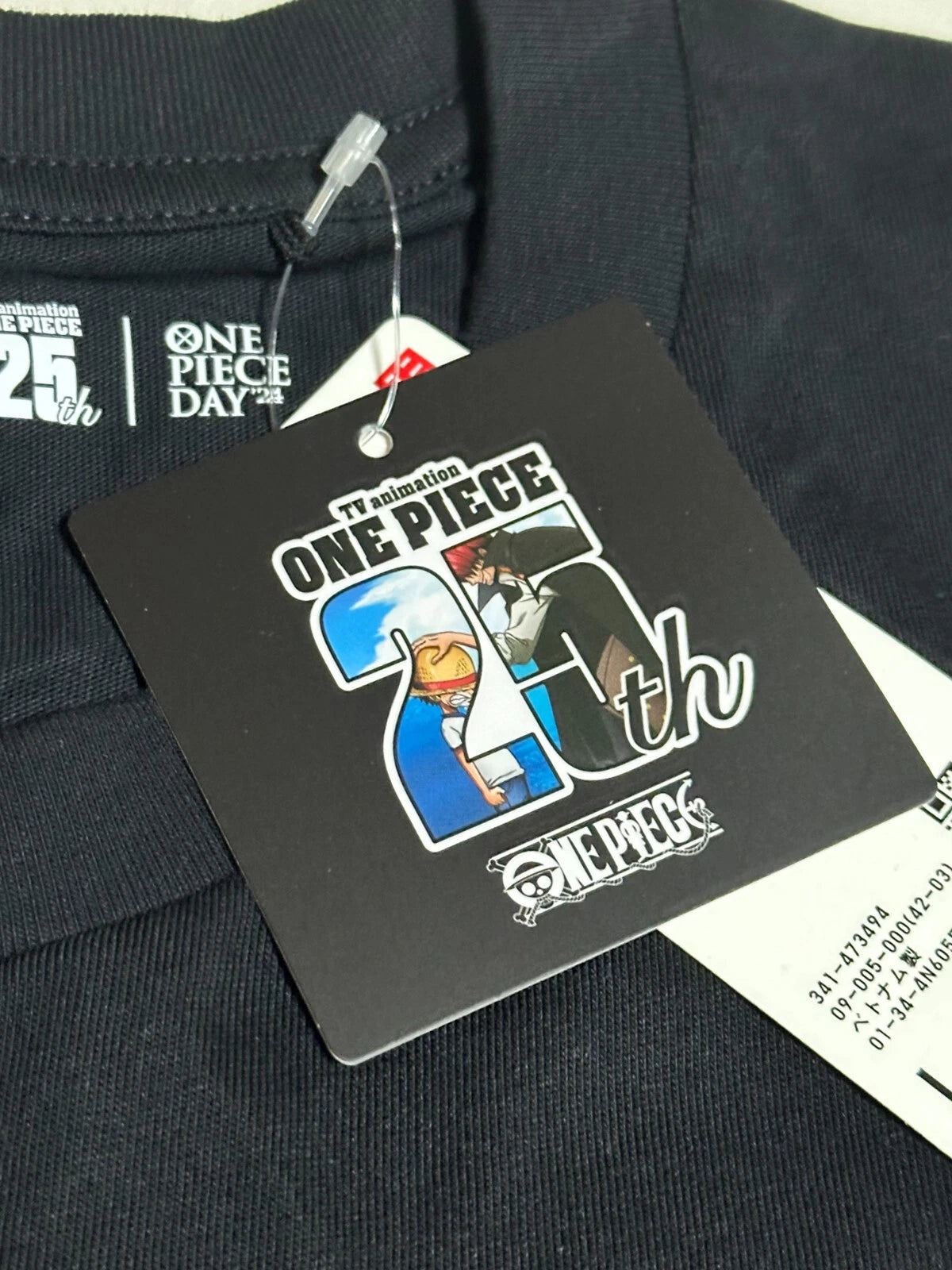 ONE PIECE 25th x Uniqlo T-shirt regular Luffy & Trafalgar L size Black JAPAN