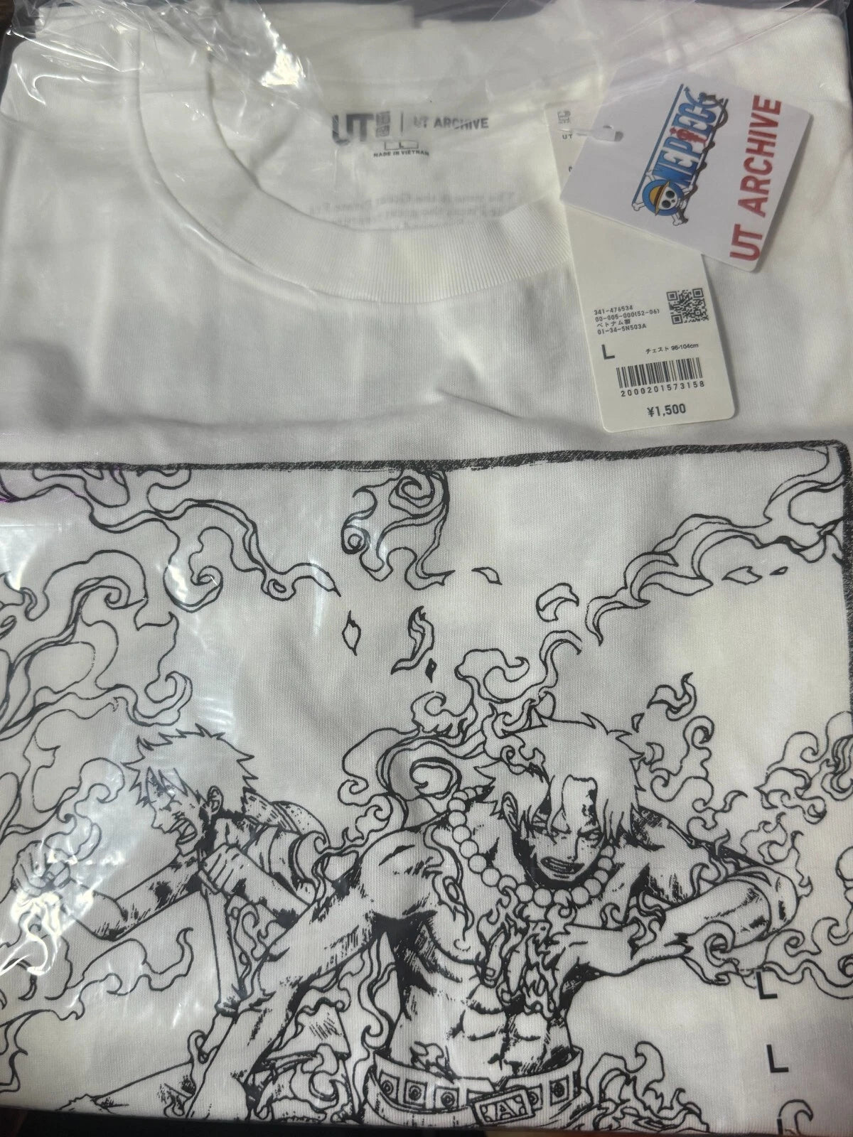 ONE PIECE x Uniqlo 2025 T-shirt regular crew neck Luffy & Ace L size From JAPAN