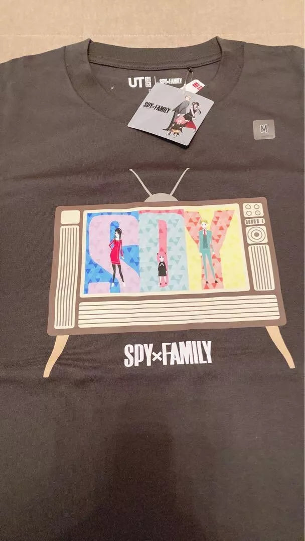 SPY X FAMILY Uniqlo UT 2nd Ed. Adult T-shirt Anya Roid Yoru L (US M) size JAPAN