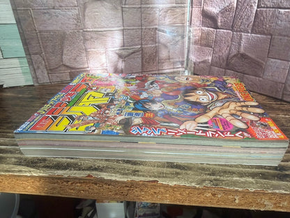 Weekly SHONEN JUMP 2010 No.21-22 ONE PIECE includes Jump Resort Land comic cover2