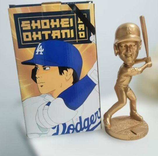 Shohei Ohtani Shohei Ohtani Dodgers Members Only Gold Bobblehead From JAPAN0