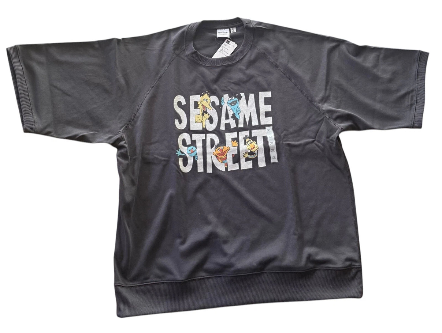 SESAME STREET x GU T-shirt Dark Gray Half Sleeve Ribbed XL size From JAPAN