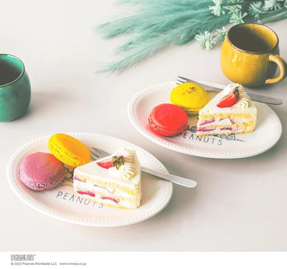 Cookpad-Plus Winter issue Magazine set of 2 Snoopy Porcelain Oval Plate JAPAN