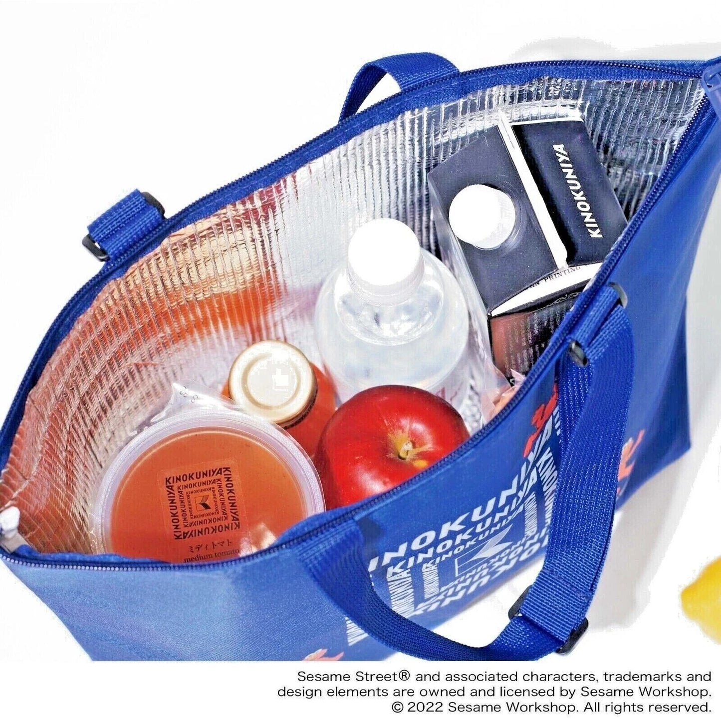 That nice person June 2022 Elmo "Cold and warm zip-up shoulder bag included JP