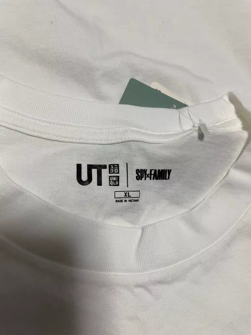 SPY X FAMILY Uniqlo UT Adult T-shirt Loid Forger XL (US L) size White From JAPAN
