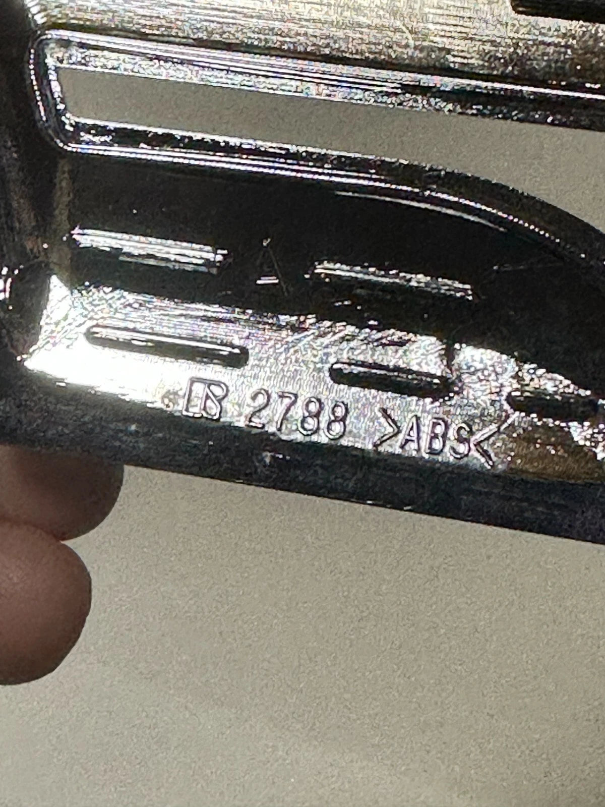 SUZUKI Every DA64V Genuine Emblem Silver Color 3.1 in 2788 Unused From JAPAN