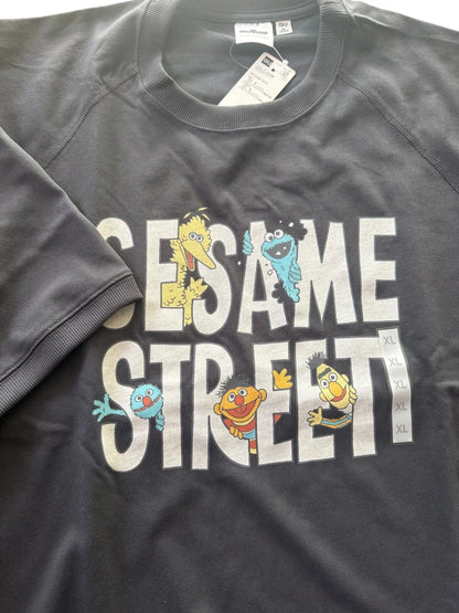 SESAME STREET x GU T-shirt Dark Gray Half Sleeve Ribbed XL size From JAPAN