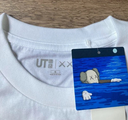 UNIQLO x KAWS 2023 Art Book Ver. T-shirt White/Pink Size M (US S) From JAPAN