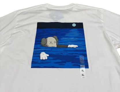 UNIQLO x KAWS 2023 Art Book Ver. T-shirt White/Blue Size XL (US L) From JAPAN
