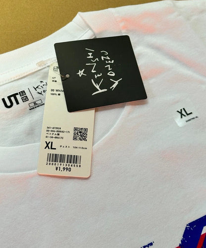 UNIQLO Chainsaw Man Kenshi Yonezu KICK BACK Relaxed Fit T-shirt L Size Japan